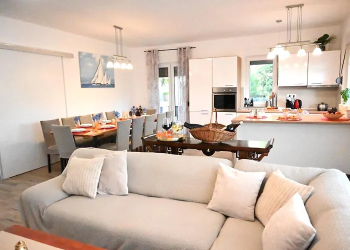 וילה Jozi With Pool *