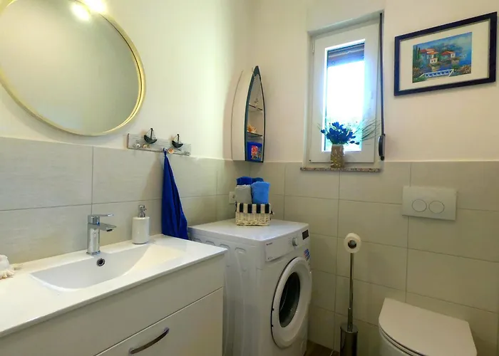 וילה Jozi With Pool Gabonjin