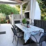Jozi 5 Stars Villa