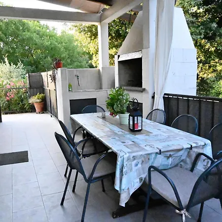 Jozi With Pool Villa